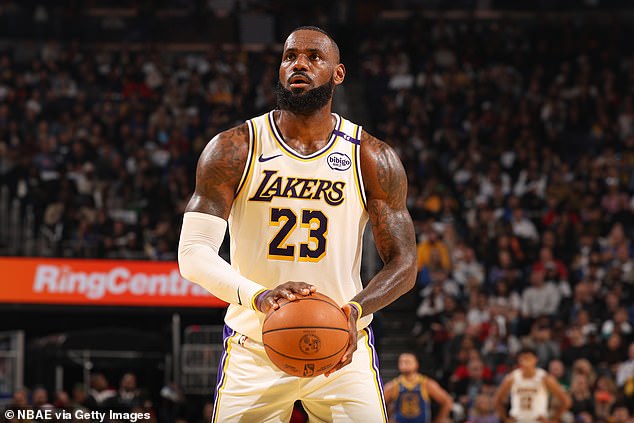 LeBron James gives a clear message to the NFL after the loaded NBA slate on Christmas Day