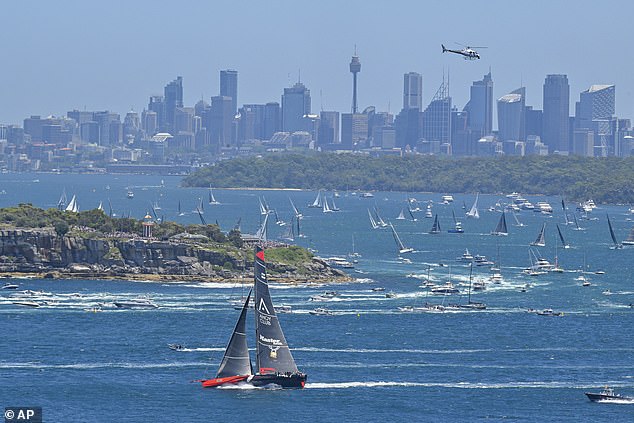 Sydney to Hobart heavyweight barely avoids disaster as chaos hits start of famous yacht race