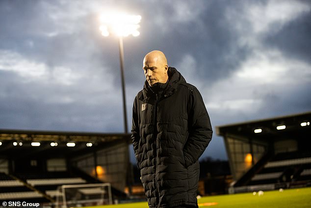 Clement hits out at his Rangers stars for failing to feature in first half as Ibrox men fall to costly defeat in Paisley