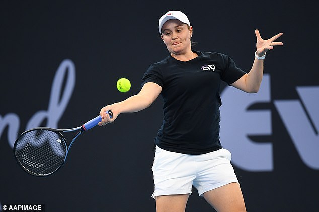 Ash Barty is back playing tennis at the Brisbane Invitational days after revealing she is expecting her second baby.