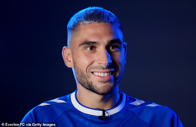 Neal Maupay delivers a savage jibe at his Everton team-mates after a nightmarish spell at Goodison Park, before boxing star and Toffees fan Tony Bellew hits back with an X-rated response.