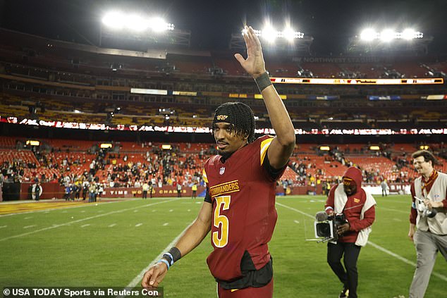 Eagle-Eyed NFL Fans Slam 'Woke' NBC Over Graphic Comparing Commanders QB Jayden Daniels to Robert Griffin III