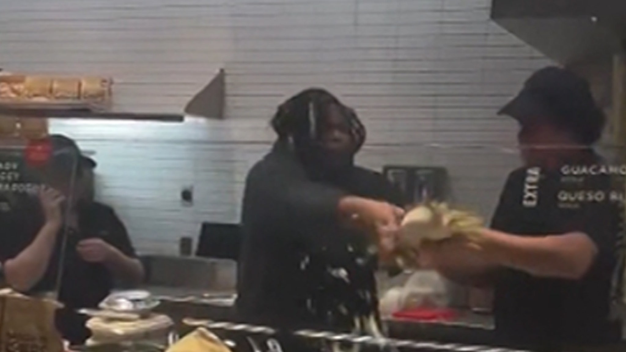 Chipotle customer hits worker in face with burrito bowl, video