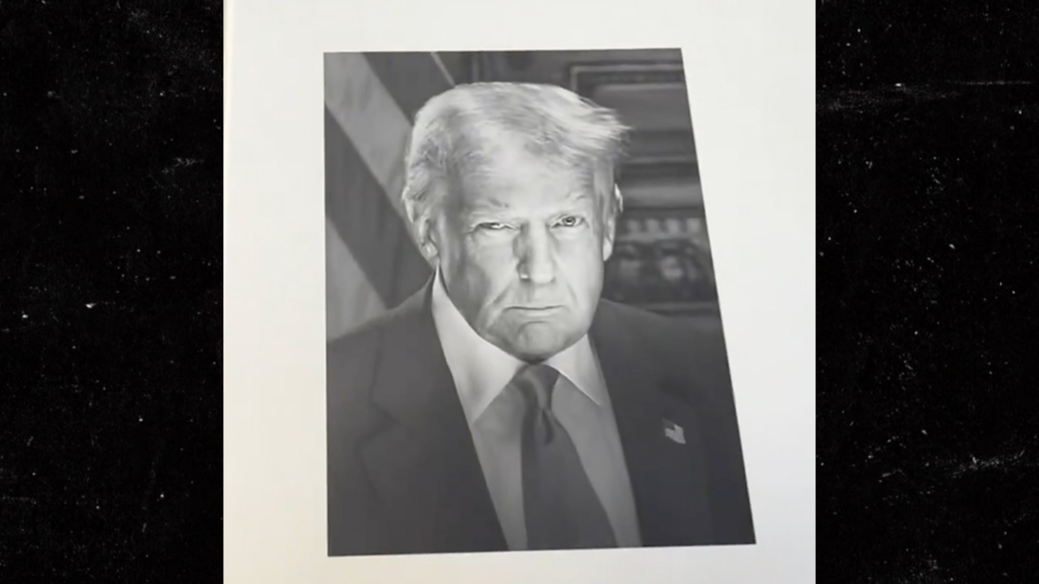 Donald Trump's presidential photo compared to the iconic mug shot