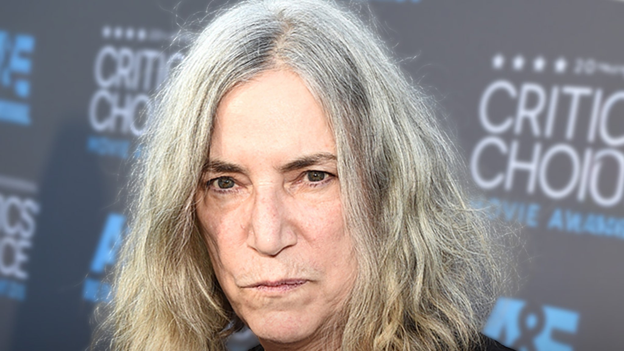 Singer Patti Smith collapsed on stage in Brazil, cuts show short