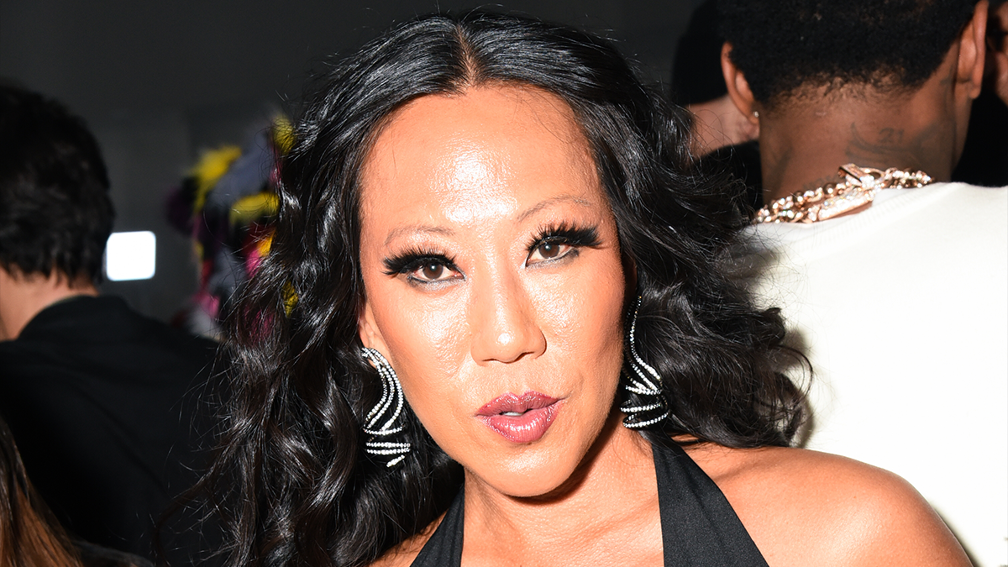 “Bling Empire” star Lynn Ban died at age 51, weeks after the skiing accident in Aspen