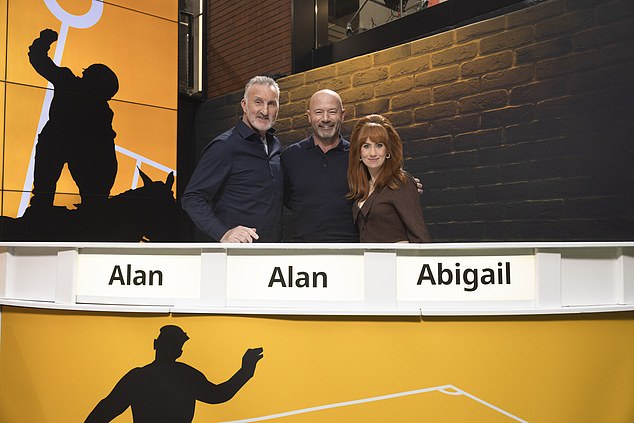 Watch Alan Shearer's hilarious reaction when he got a question about his career wrong on a sports quiz, leaving his teammates in stitches.