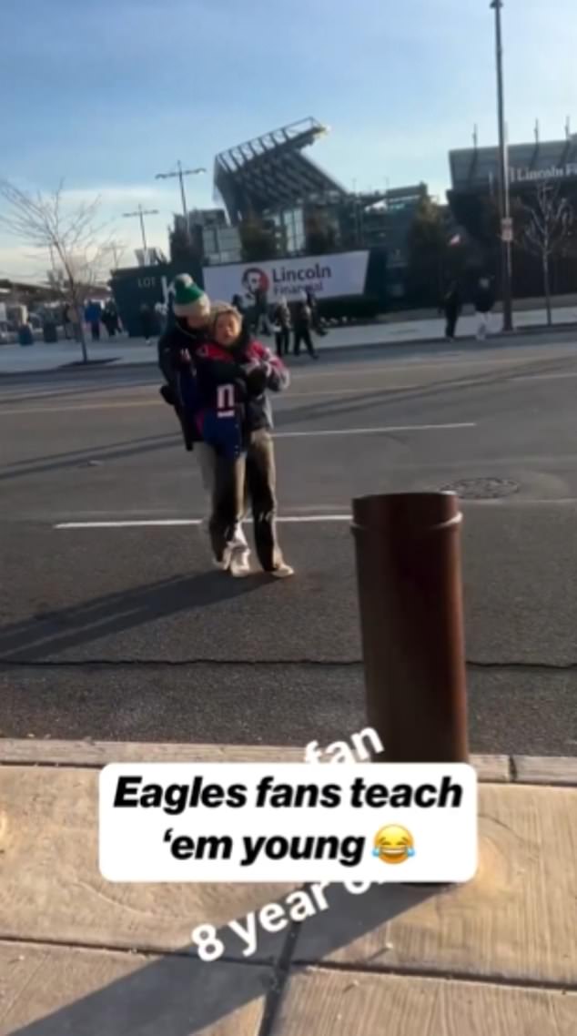 Young Eagles fans brutally mock Giants fan after game in Philadelphia