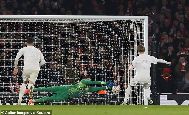 Eagle-eyed Man United fans notice what Manuel Ugarte and Lisandro Martínez did to Kai Havertz after Arsenal's missed penalty in new footage not shown on the BBC.