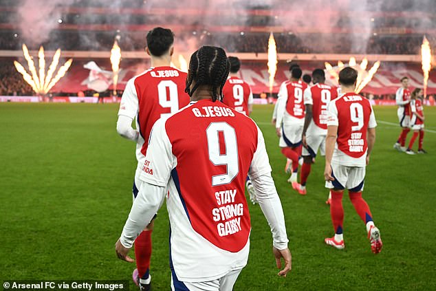 Arsenal players pay tribute to teammate Gabriel Jesus before the north London derby after the Brazilian striker suffered a season-ending knee injury.