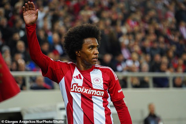 Everton are among FOUR Premier League clubs planning a move for Willian as former Chelsea star considers return to England