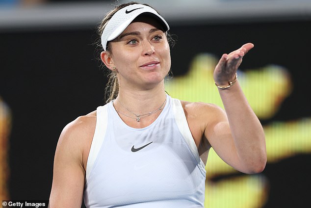 Hilarious moment Paula Badosa offers her boyfriend Stefanos Tsitsipas her racket after he told her to calm down during the Australian Open clash.