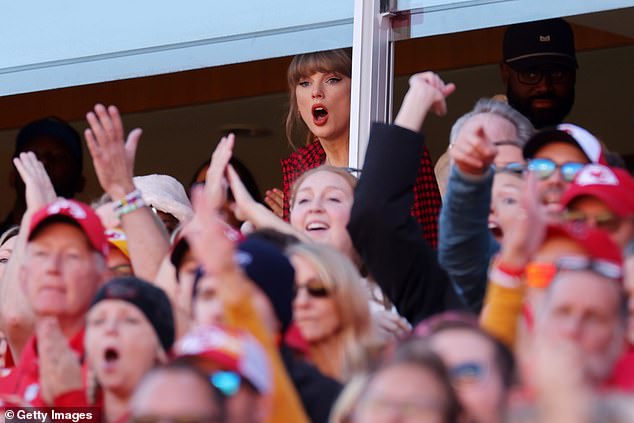 Revealed: Rules Chiefs fans sitting near Taylor Swift must follow when she cheers for Travis Kelce