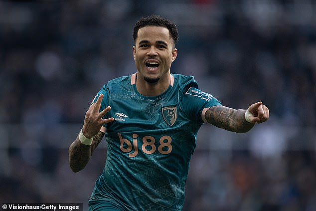 Justin Kluivert joins exclusive Premier League club alongside Harry Kane, Luis Suarez and others after impressive hat-trick at Newcastle