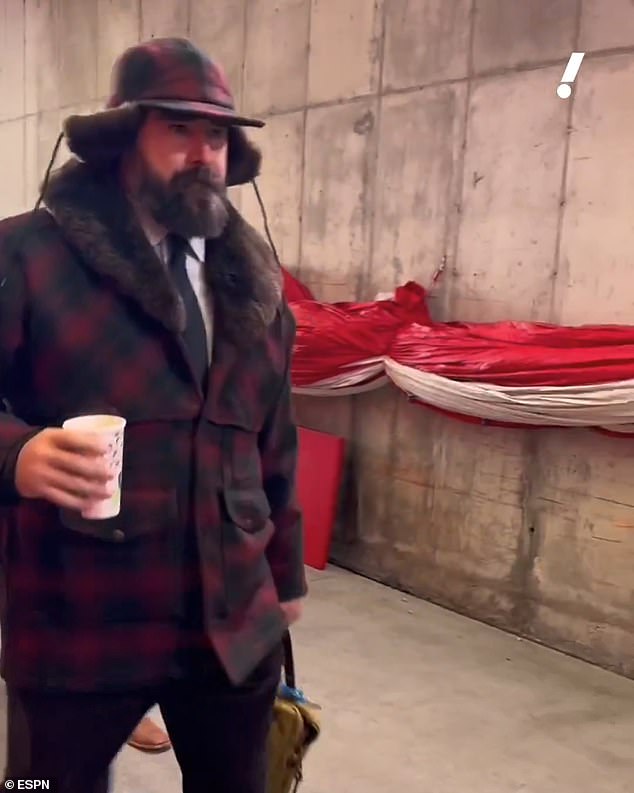 Jason Kelce arrives to work his brother Travis' Chiefs-Texans playoff game for ESPN