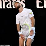 Tennis star collapses in shower before Australian Open match: “Everything was black”