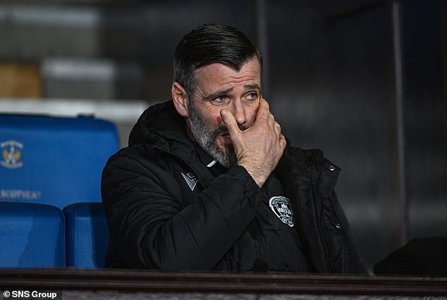 Motherwell 'reluctantly' accepts the resignation of Stuart Kettlewell, saying that the boss left because the personal abuse of the supporters had forced his family to stay away from the matches