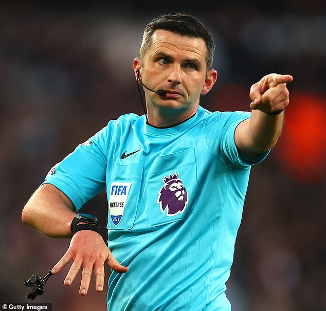 Michael Oliver will arbitrate in the Premier League this weekend after the controversial Red Card of Myles Lewis-Skellly saw an official blow with disgusting death threats