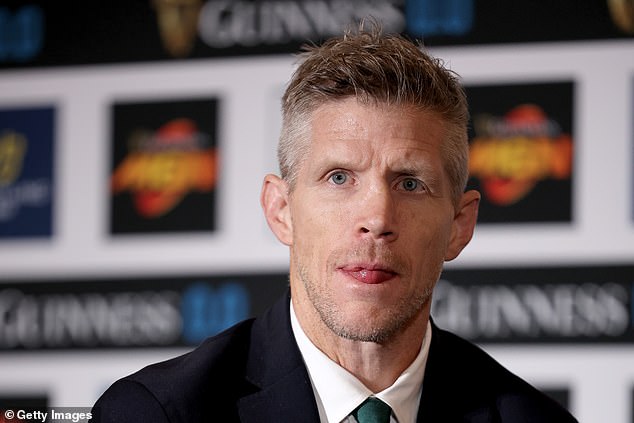 Meet the man with the hope of demolishing England: Simon Easterby was born in Yorkshire, calls Wales Casa and is now ready to take Ireland to the glory of the six nations after receiving reins.