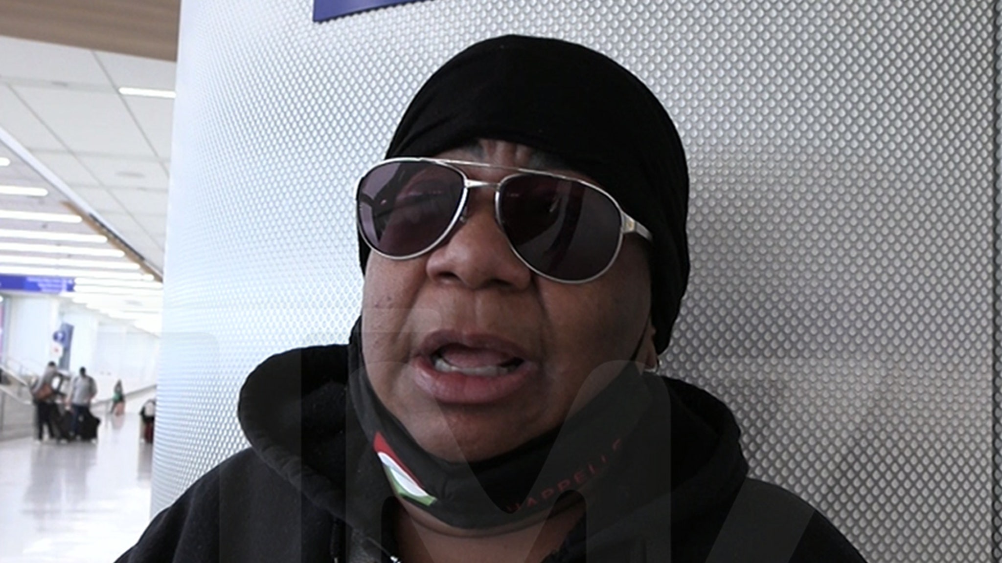 Comedian Luenell calls pal Wendy Williams' conservator “the devil”