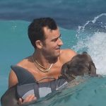 Justin Theroux on vacation with his fiancee and his dog in Tulum, Mexico