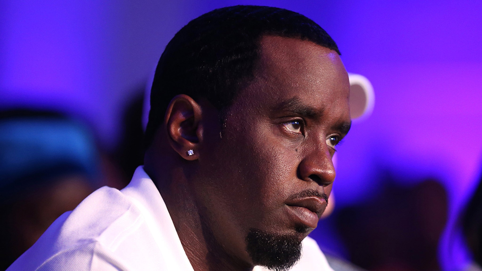 Diddy's lawyers say they have evidence that prosecutors ordered a raid on the jail cell