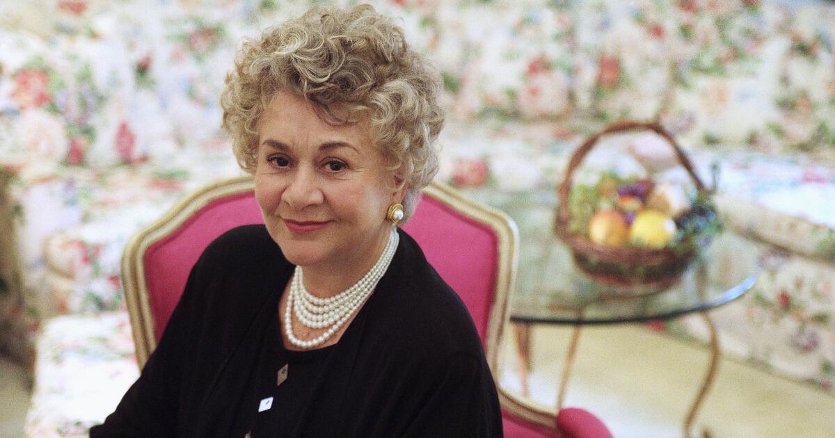 Joan Plowright dead: “The Enchanted April,” “Stalin” actor was 95 years old