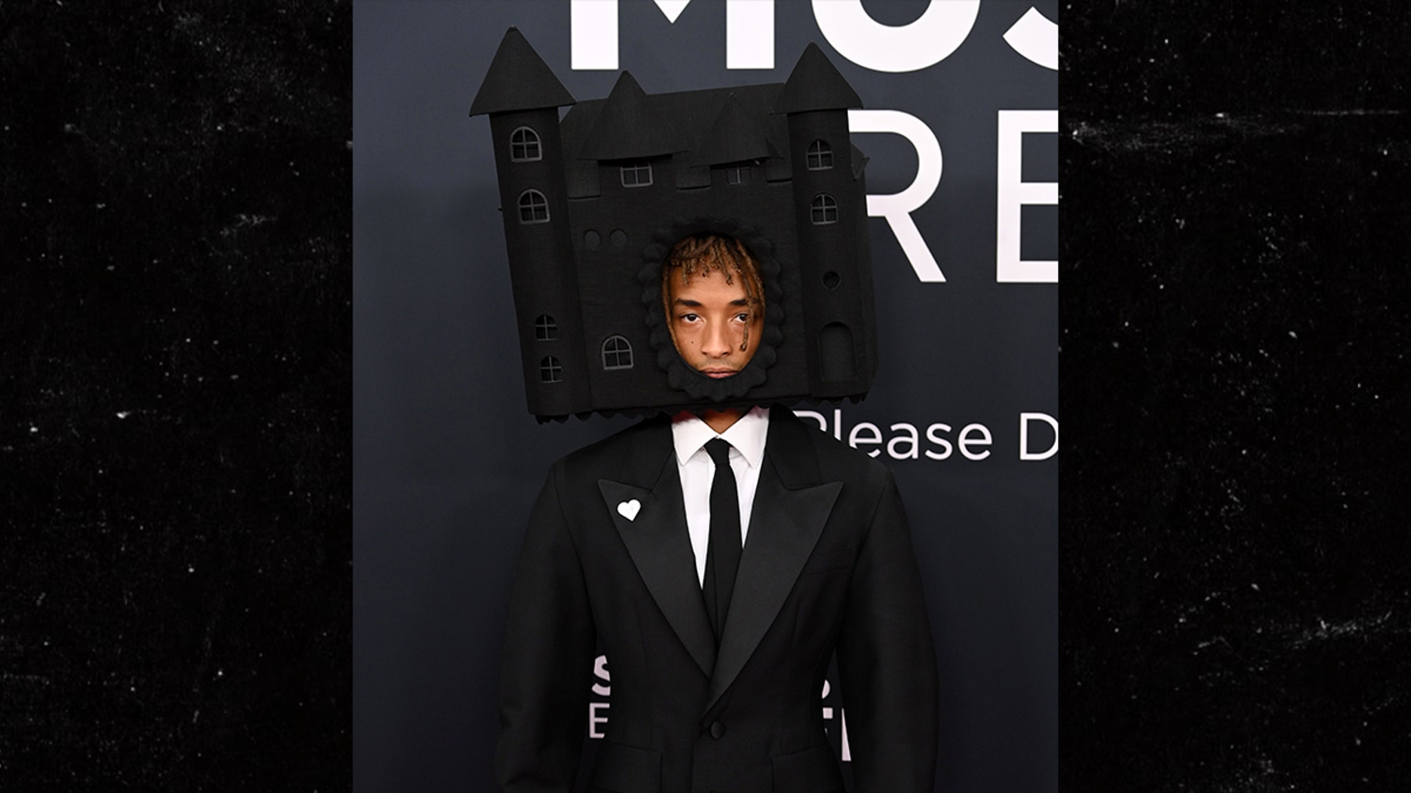 Jaden Smith wears Bizarre Castle headgear on Grammys, roasted online