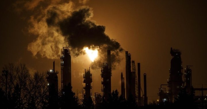 Canada's energy industry warns “thousands of jobs at risk” of the commercial war with us