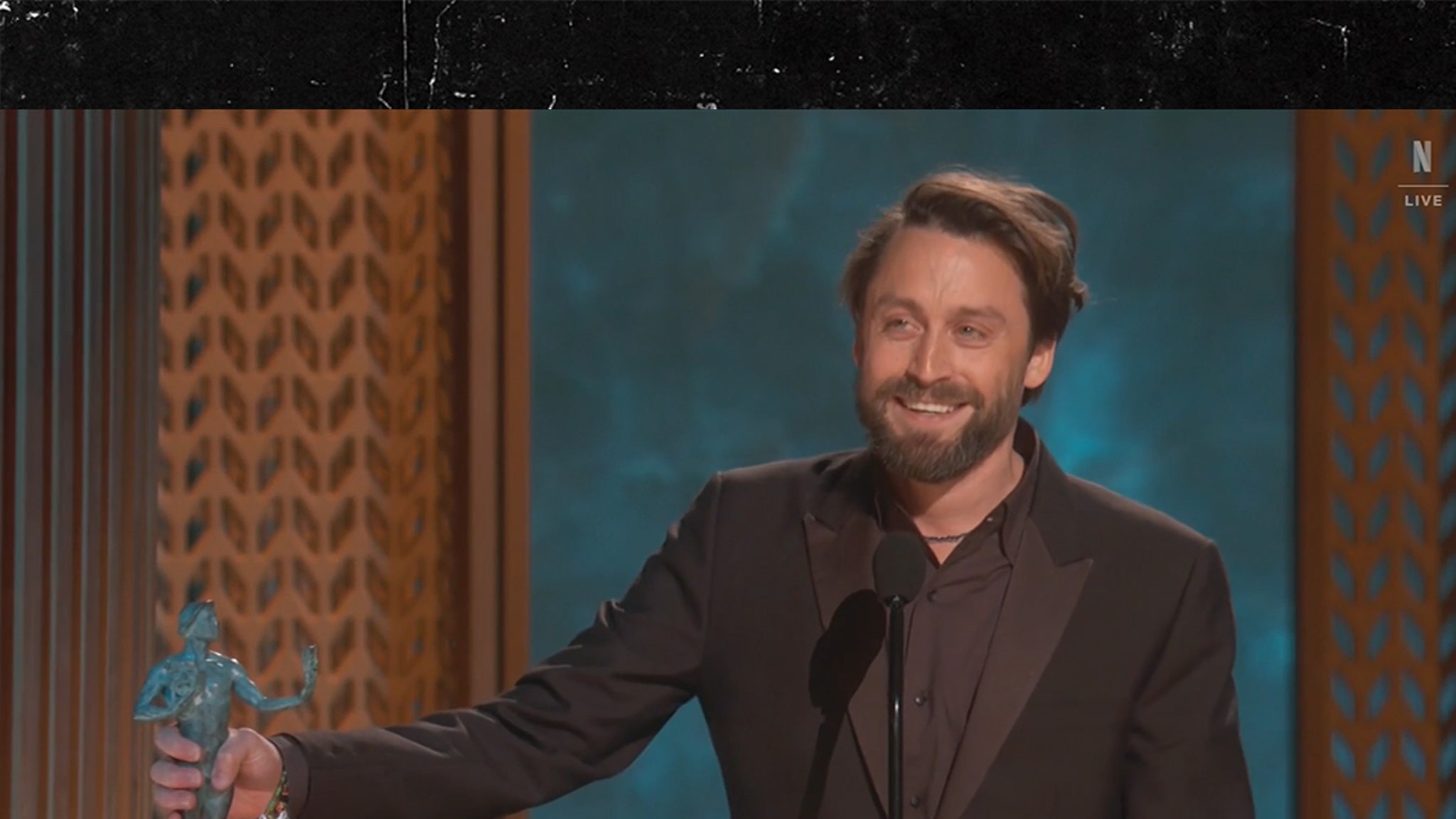 Kieran Culkin speaks most SAG Awards speech, which is fixed on the weight of the trophy