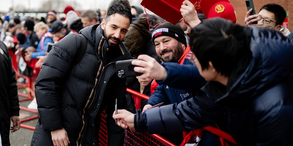 Manchester United vs Crystal Palace – Premier League: live score, team news and updates while the Eagles receive the Red Devils in Midable -Table Clash Plus Brentford Updates vs Tottenham