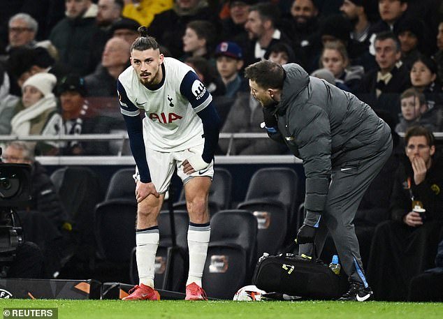 Tottenham receives a great blow of injury when defender Radu Dragusin 'cries his ACL and is prepared for a long period of spell'