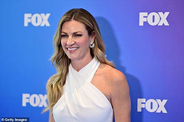 Erin Andrews reveals that he is fighting a health condition days before his duties of Fox Super Bowl with Tom Brady