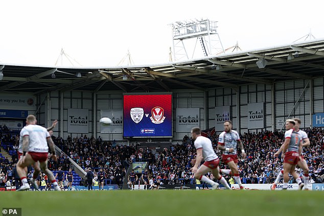 Rugby League Club reaches its stadium after Luke Littler to honor the sensational world dart championship Triumph