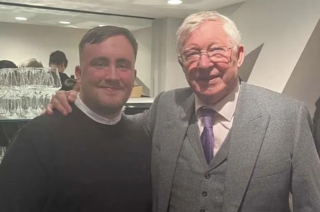 Luke Littler opens in the conversation with Sir Alex Ferguson when he paraded the Darts World Championship Trophy around Old Trafford during Man United vs Brighton