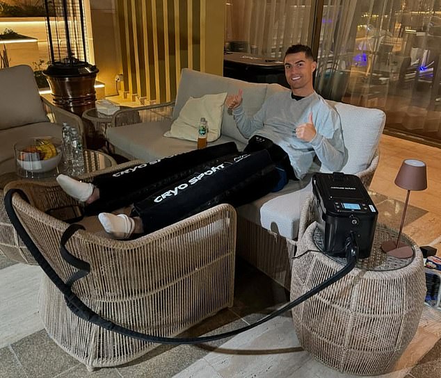 Cristiano Ronaldo at 40: Superstar admits 'My friends tell me that I have no life' while celebrating the historic birthday at home with £ 4,000 Crio Compression Boots