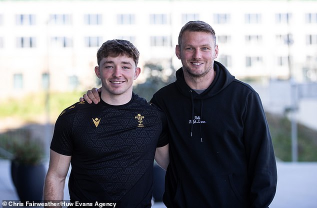 Dan Biggar meets Wales' new laundry man “: Dan Edwards opens to be thrown into the bottom in France, dealing with the criticism and his four -words message that are directed to the clash of six essential nations against Italy