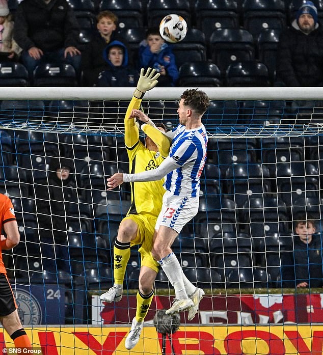 Furious Dundee United demands a change of VAR while withdrawing from the SFA panel, criticizing their 'lack of experience'