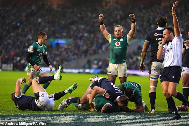 Scotland 18-32 Ireland: Towsend and his tormented players are impressed in a family history of affirmation