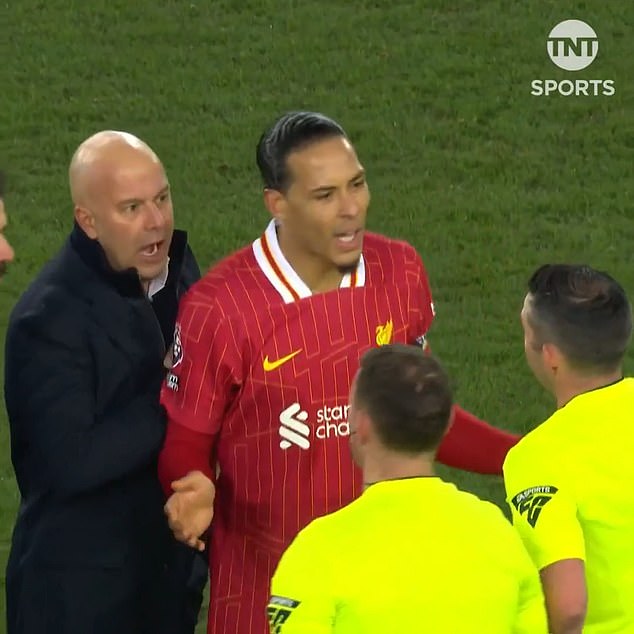 The “true reason” for the mystery of Arne Slot is revealed in the expert analysis of the lip reader: Virgil van Dijk's words give it in the middle of the chaos of meseyside Derby Mass Brawl