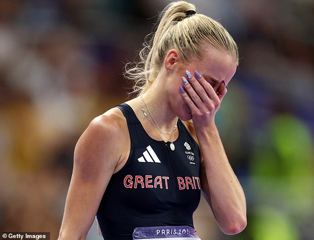 Keely Hodgkinson retires from the Indoor World Championship only 24 hours after retiring from her own athletics event