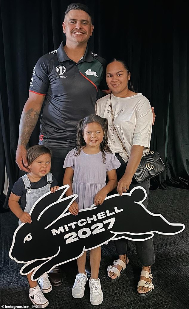 The NRL star, Latrell Mitchell, addressed the 'fans' online after the articles of hamstrings in training, since the scanning confirms that it will lose eight weeks of football