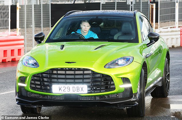 ERLING HAALAND SPRAY AT £ 350K F1 CAR SAFETY CAR – As Man City Star is seen in his second new wheel set only a few days after signing a new agreement worth almost 1 million per week