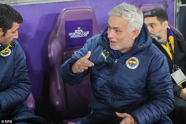 José Mourinho receives a historical decision from Turkish Super Lig ahead of Istanbul Derby, while Galatasaray 'launches an extraordinary appeal to block the movement'