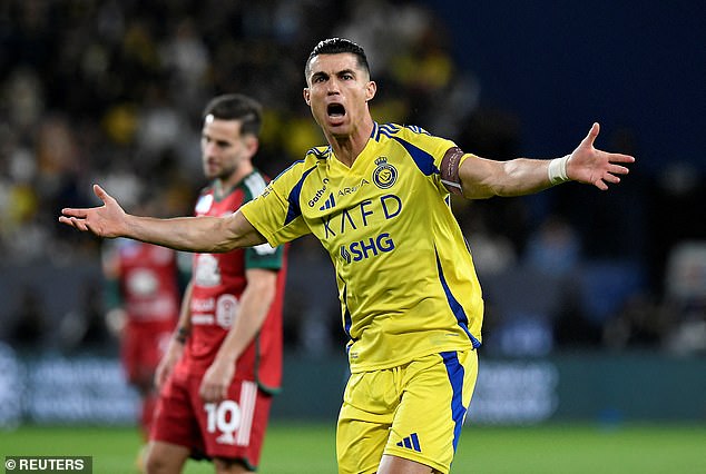 Fans hit Cristiano Ronaldo for his 'shameful' reaction to the controversial Jhon Duran red card for al-nassr