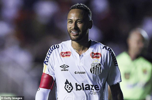 Santos de Santos, Neymar, scores directly from a corner kick just a few seconds after urging fans in Brazil to boo it stronger