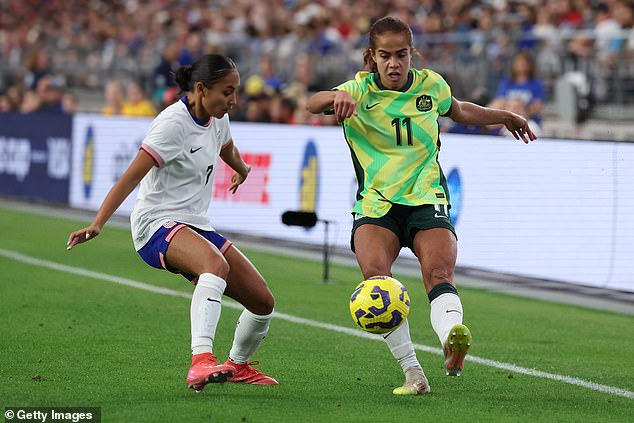 Mary Fowler lands by hitting the USA star, but Matildas coach is beaten for not finding the best position for her in the loss of USA. UU.