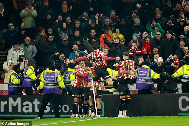 What song Sheffield United fans sing before the start? Lyrics and Meaning of 'Grease Chip Butty'