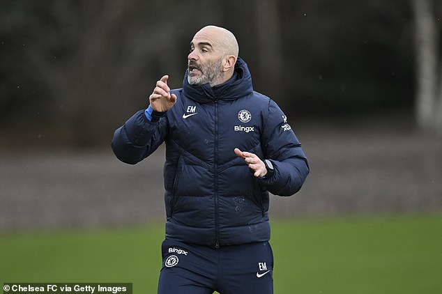 The Chelsea star 'to return the surprise to her squad tonight', although Enzo Maresca says she had an injury that ended the season