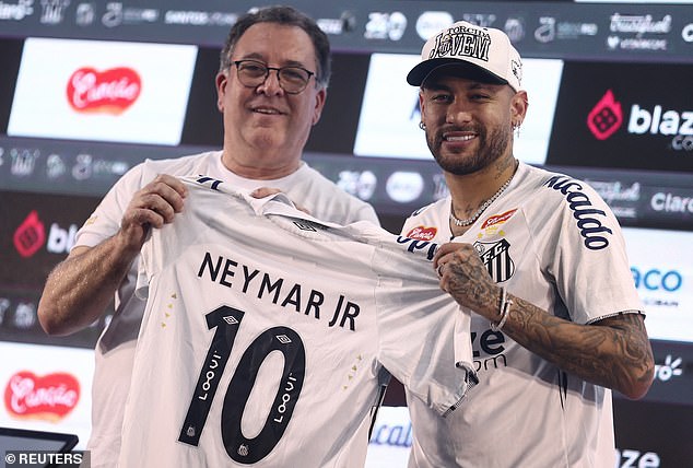 The Chief of Santos remains sure that Neymar will extend his stay at the Club until the 2026 World Cup, despite the reports that link him with a sensational summer move to Barcelona to Barcelona